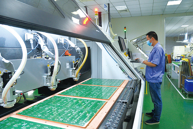 滬電股份技術服務投資價值分析 機遇與挑戰(zhàn)并存